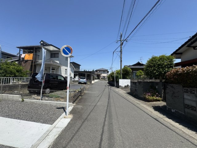 熊本市南区良町１丁目の新築一戸建の前面道路含む現地写真|東側道路