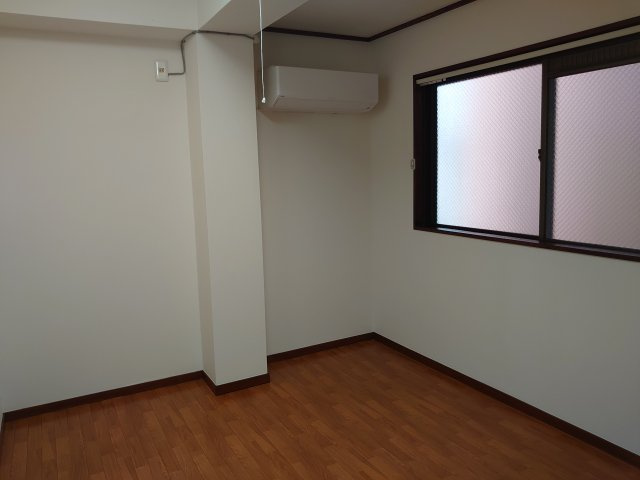 滝口マンションの寝室|別部屋の参考写真です。