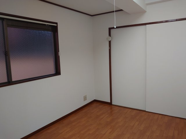 滝口マンションの寝室|別部屋の参考写真です。
