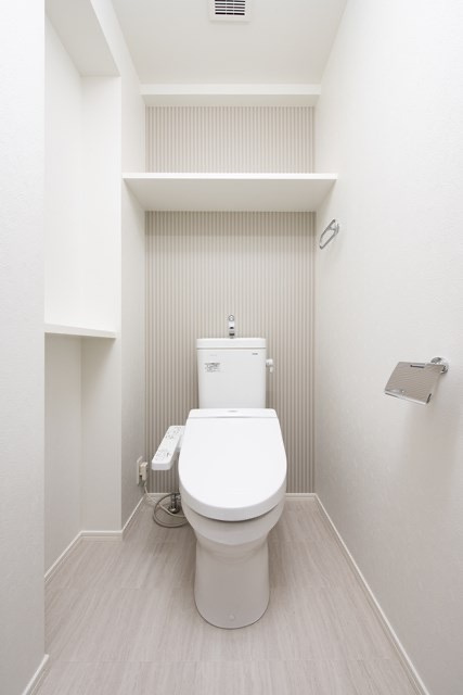 新品家具付きマンション今泉1(KaGood福岡)のトイレ