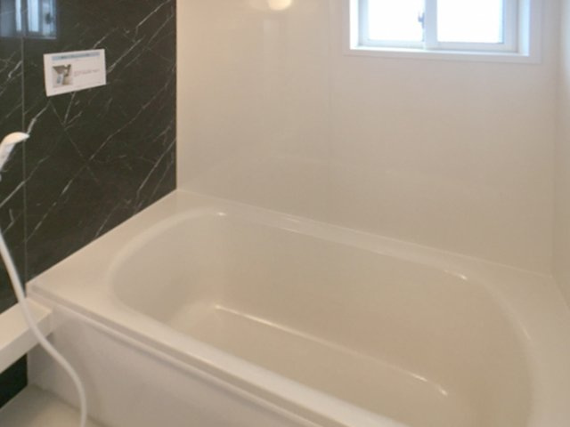 アクシア西本町の浴室