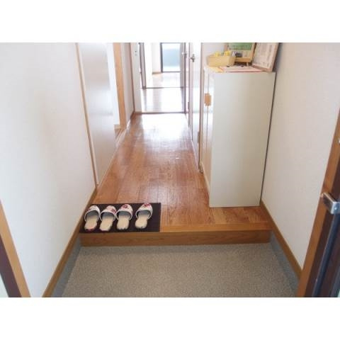 リンピアかみわだの玄関