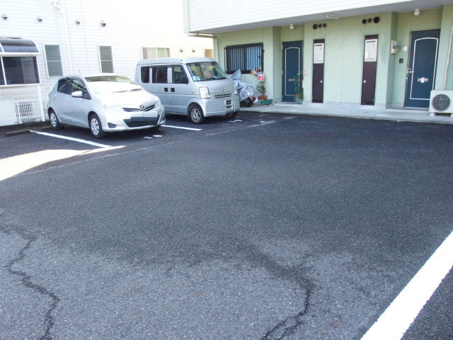 リンピアかみわだの駐車場