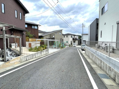 【前面道路含む現地写真】 | 大平２丁目 分譲１０６号地