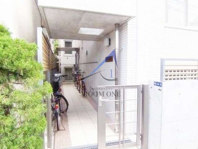 ＭＩＮＡＭＩ－ＫＡＭＡＴＡ　ＲＥＳＩＤＥＮＣＥのエントランス|エントランスです。