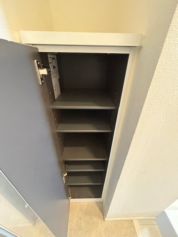 葛飾区堀切５丁目のアパートの収納