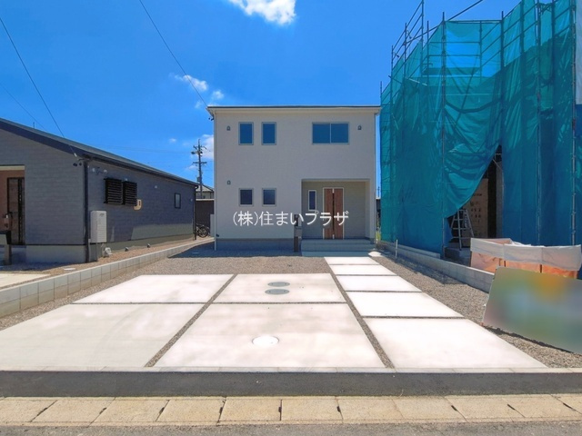仲介手数料無料）一宮市北方町中屋敷第２・１号棟の前面道路含む現地写真|前面道路含む現地写真です