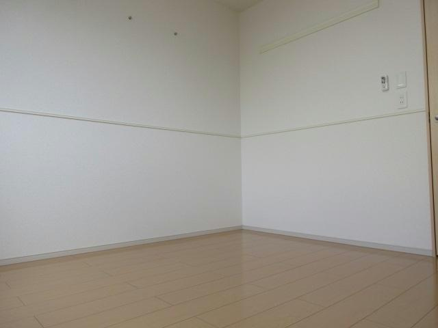 ベルエールＲ1の洋室