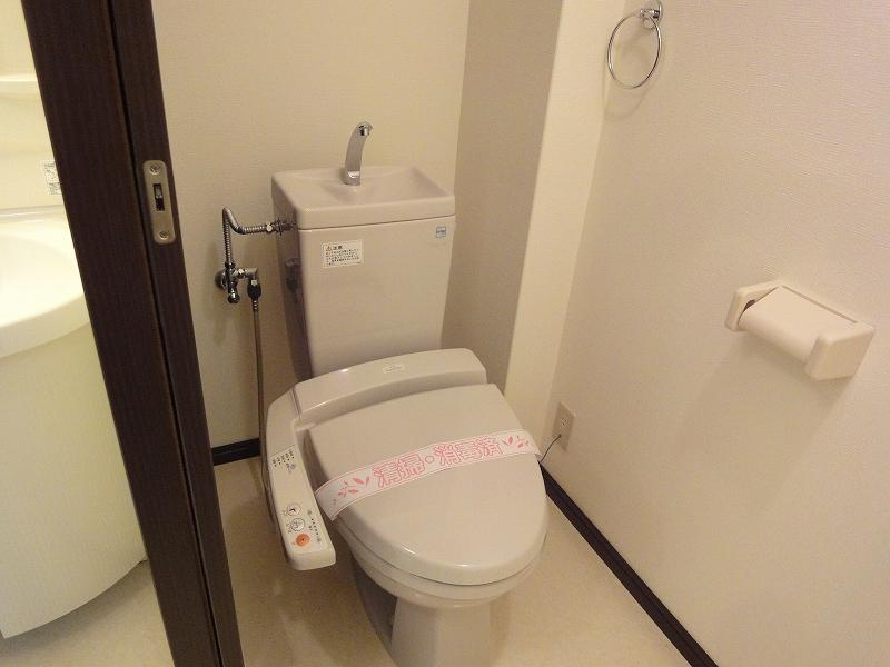 クオリア上街 鷹城館のトイレ