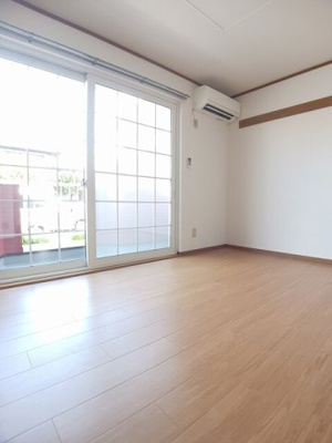 【居間・リビング】 | コリーヌ　ＨＩＲＡＯＫＡ　Ａ