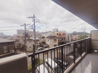 【バルコニー】 | ベルドゥムール志津駅前 | 周辺は低層の住宅になりますので、陽当り、眺望も良好です