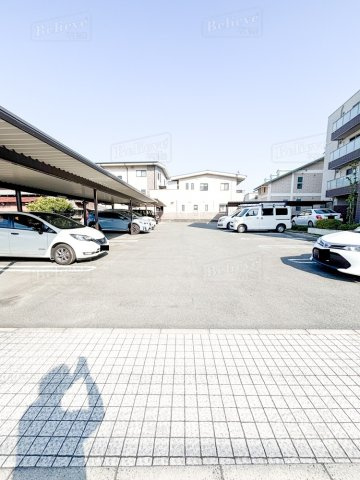 ＧＳ野中の駐車場|駐車スペースもあります♪