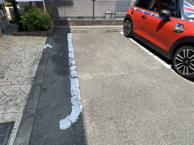 ウエルホワイト・アグリＡの駐車場