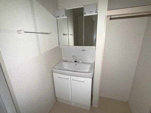 アーディ　ヴィラⅠの洗面所