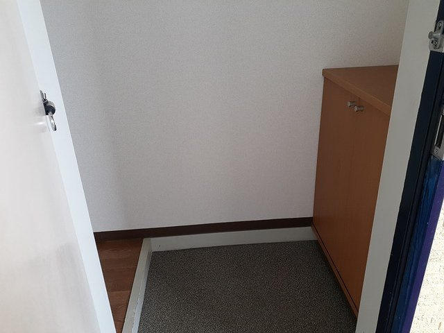 フラッツネオシティーの玄関