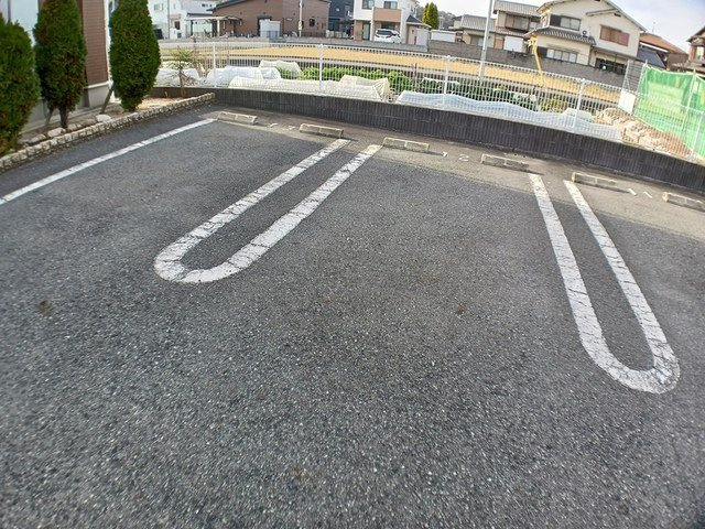 ジークフリーデンⅡの駐車場