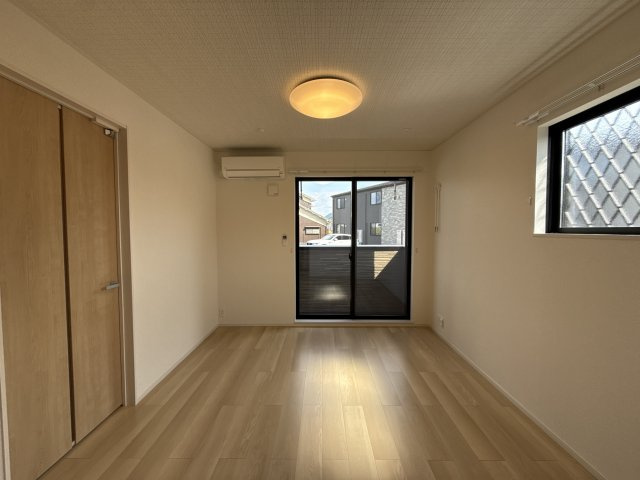 メゾングレーヌ東觜崎駅前Ａの居間・リビング