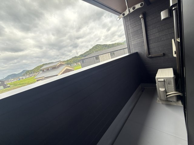 メゾングレーヌ東觜崎駅前Ａのバルコニー