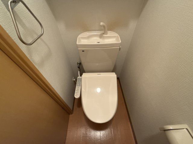 メゾンレフォルテのトイレ