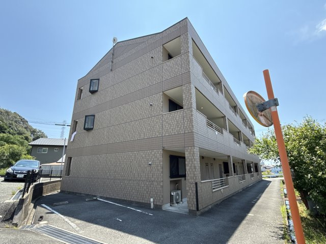ソレイユ妻鹿の外観