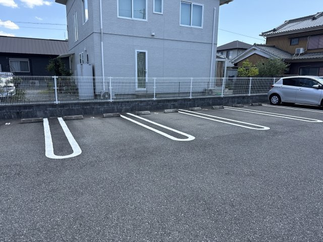 Ｂｅｌｌｅ　Ｓｏｌｅｉｌ　Ⅲの駐車場