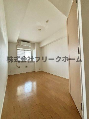 武蔵野市緑町２丁目の賃貸マンションの寝室