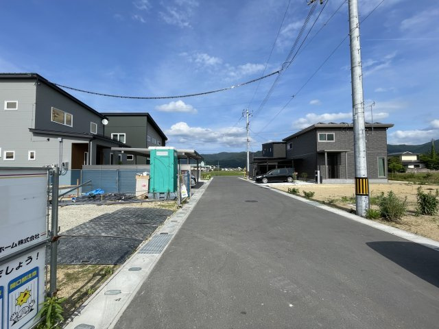新築戸建・新築建売　会津若松市門田町　小金井小学校・第四中学校の前面道路含む現地写真