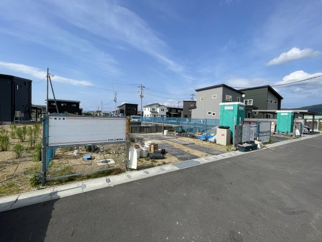 新築戸建・新築建売　会津若松市門田町　小金井小学校・第四中学校の前面道路含む現地写真