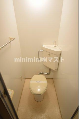 ドミール京町堀のトイレ