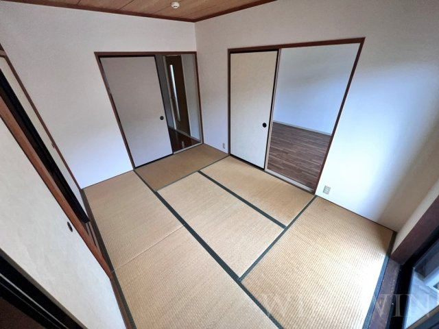 弥生ハイム Aの和室