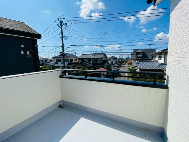 よかタウン／菊池郡菊陽町向陽台1期／１号棟のバルコニー