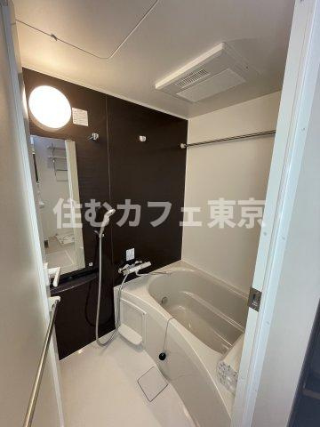 リブリ・西国立の浴室