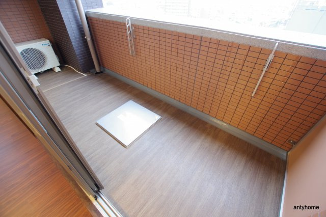 プレジオ城北　仲介手数料無料のバルコニー