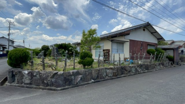 飯塚市柏の森　戸建の外観