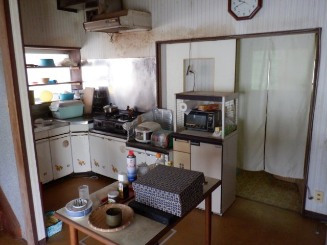 出野尾、戸建のキッチン