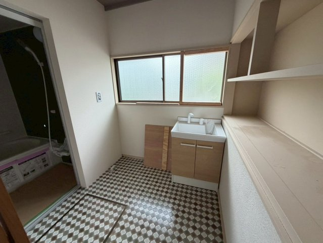 矢吹大町戸建の洗面所