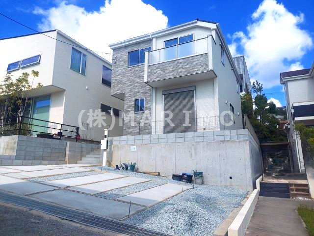 宝塚市泉ガ丘新築一戸建