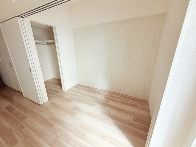 セレニテ神戸駅前アリエの居間・リビング
