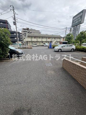 【駐車場】 | ルナエルモッサ