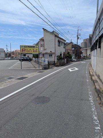 尼崎市常松　売土地の前面道路含む現地写真