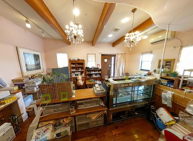 富士宮市城北町の店付住宅| 