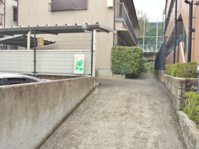 ハイネス岡本のバルコニー