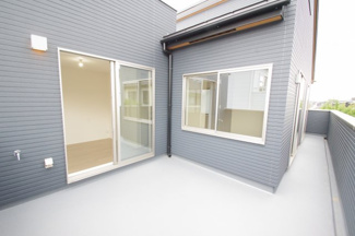 【バルコニー】 | 【仲介手数料無料！！】八王子市めじろ台2丁目　新築戸建て（全1棟）1号棟　5580万円