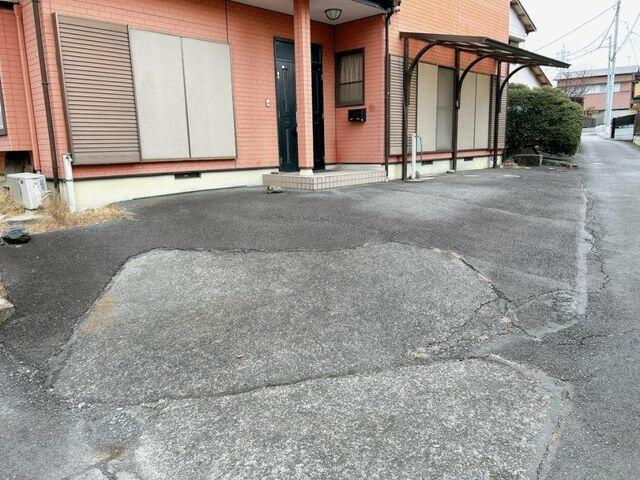 富士市伝法の中古一戸建|【駐車場】 