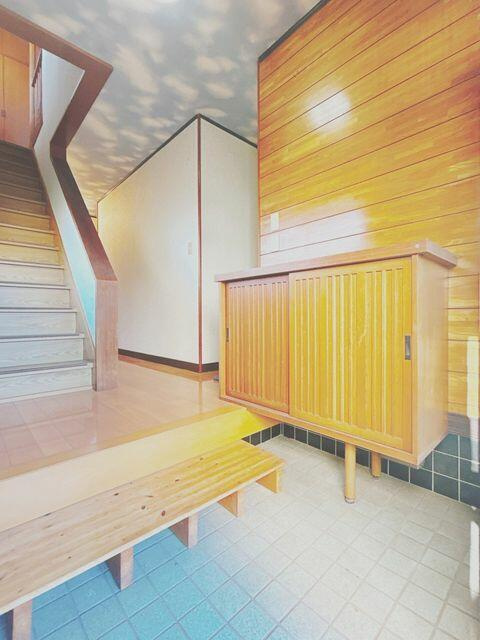 富士市入山瀬の中古一戸建|玄関（内観） 