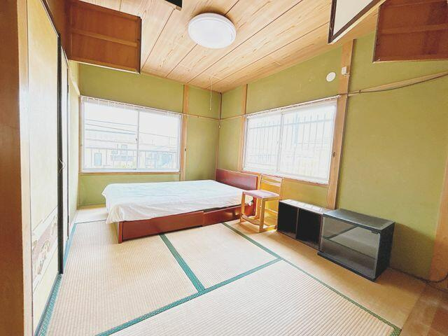 富士宮市万野原新田の中古一戸建|【２階６帖和室】別角度 