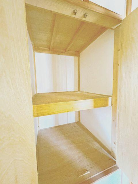 富士宮市万野原新田の中古一戸建|【２階廊下収納】 