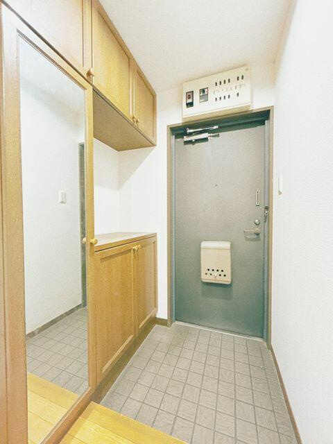 富士宮市小泉の中古マンション|玄関 