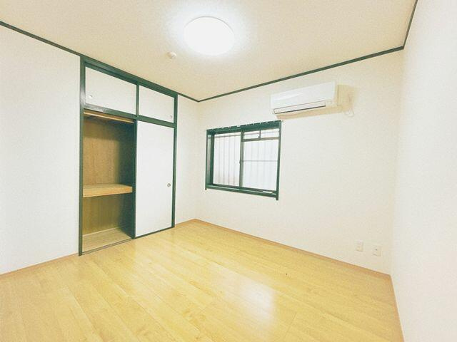 富士宮市小泉の中古マンション|西側洋室６帖 