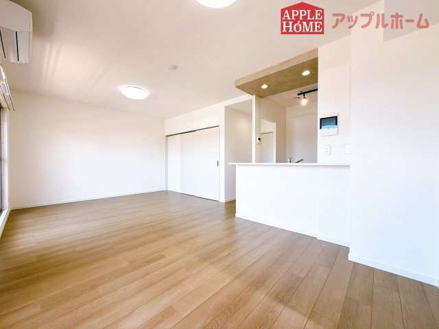 [中古マンション] ダイアパレス深谷の居間・リビング